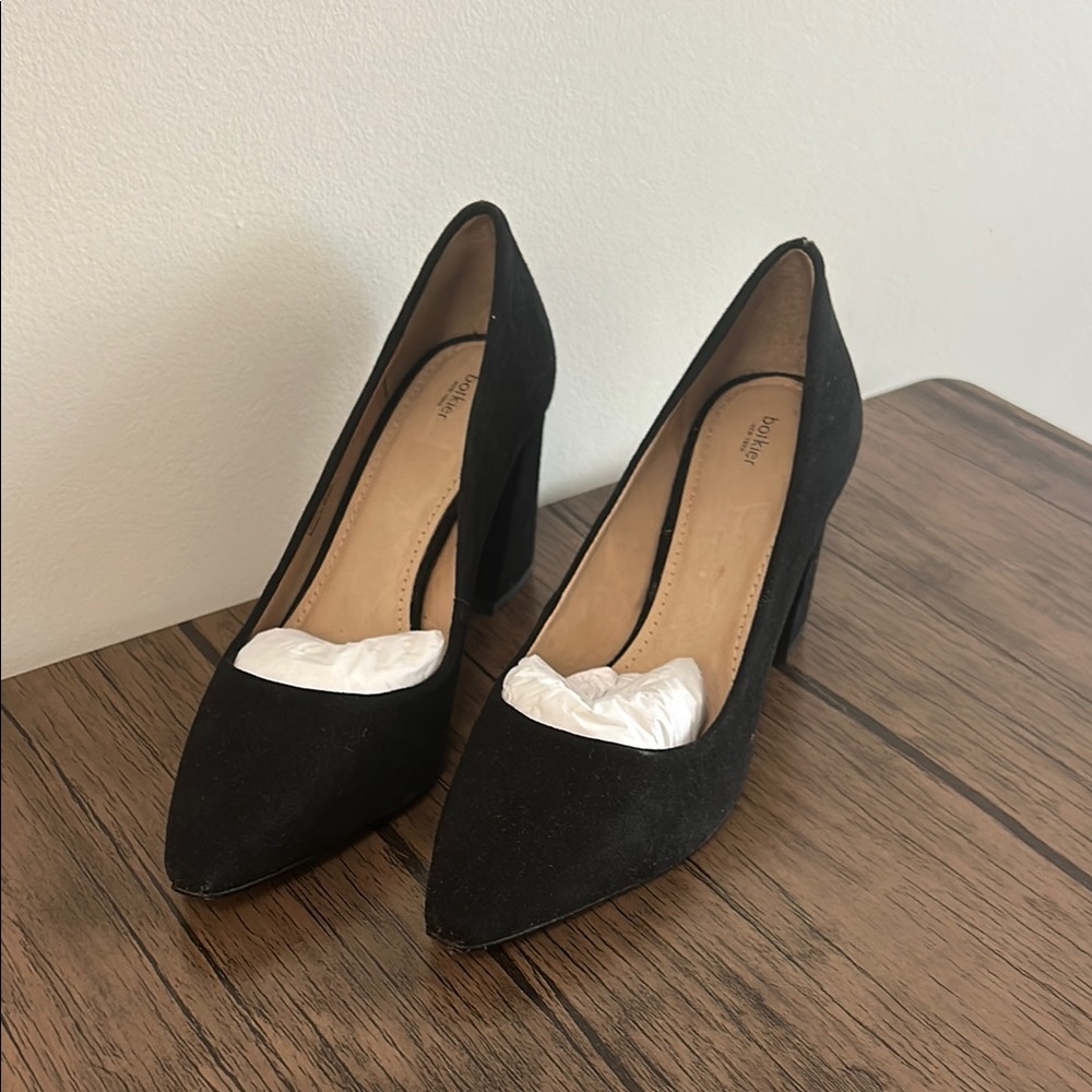 Never worn Botiker women’s Stella pump size 7